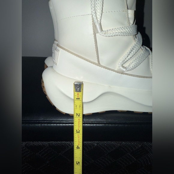 The North Face Women Sz 7 Halseigh ThermoBall Waterproof Leather Platform Boots - Picture 12 of 13